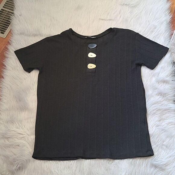 Zara womens perfect basics black short sleeve shirt with chunky buttons - Picture 1 of 5